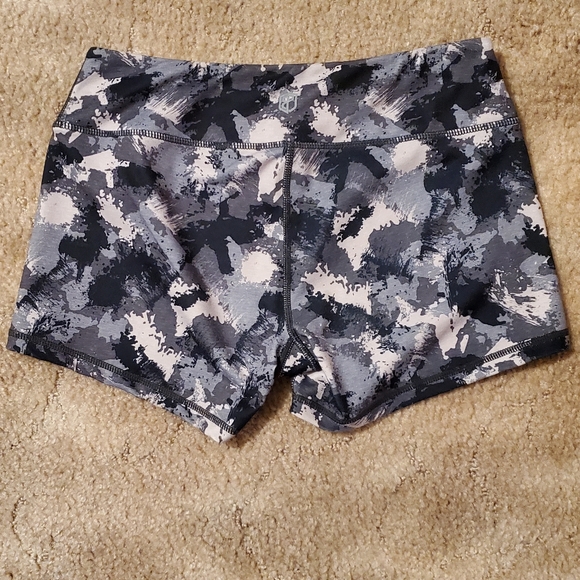 Double Take Booty Shorts Sz. S - Picture 2 of 3